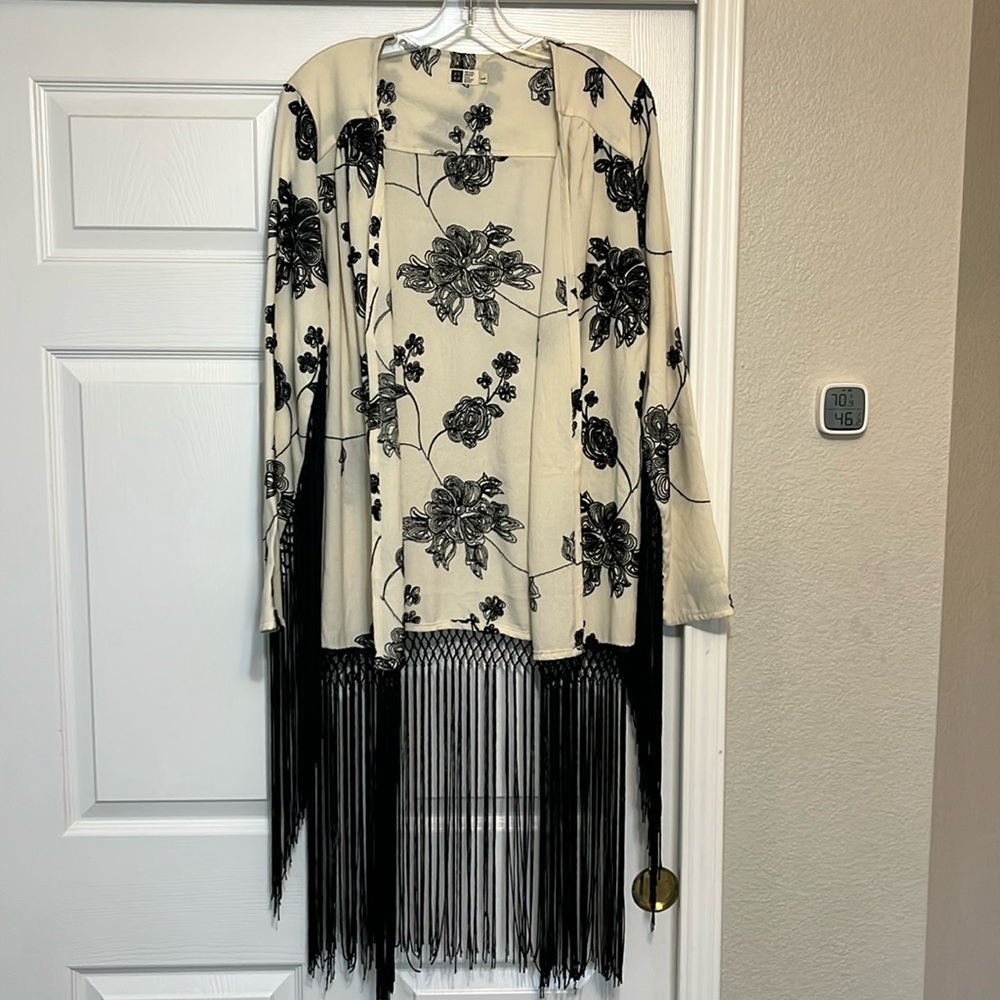 Buckle CRTV / SCTY collectively created individually expressed fringe top